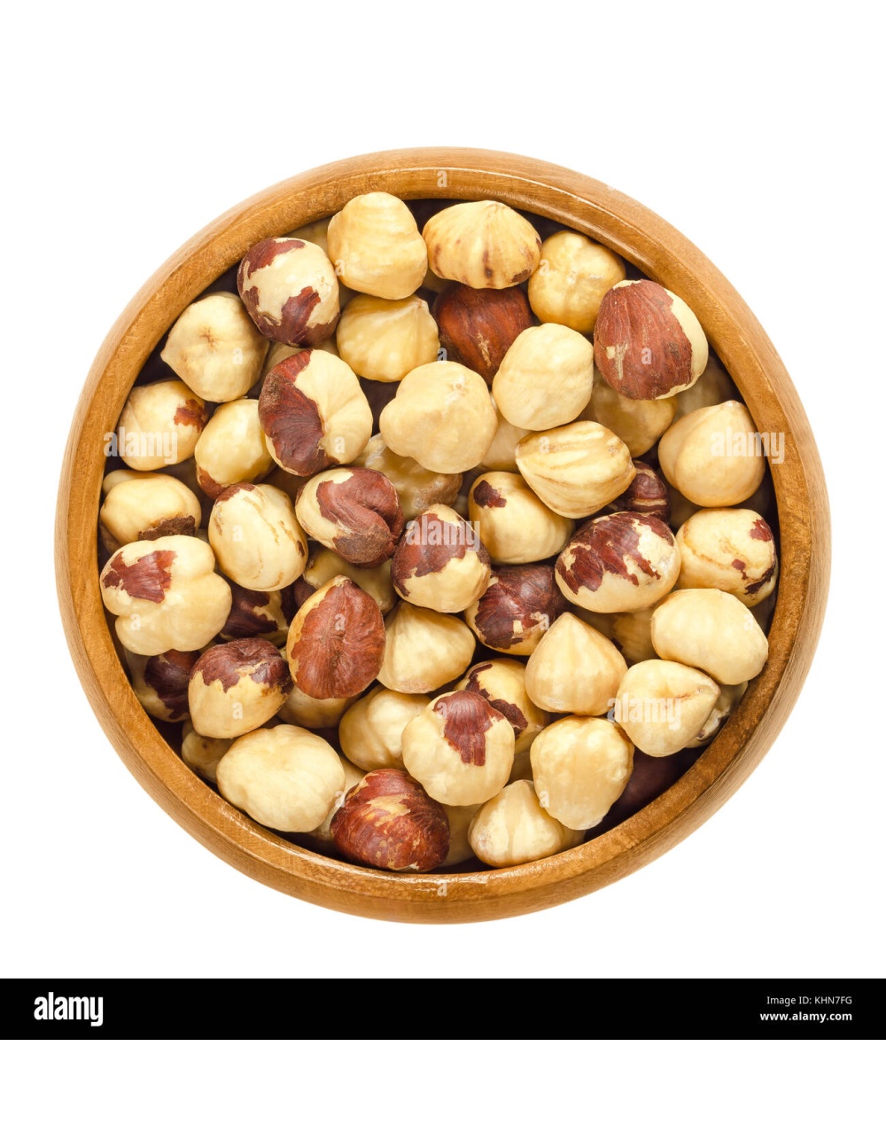 roasted-hazelnuts-in-wooden-bowl-crisp-toasted-nuts-of-the-hazel-shelled-khn7fg